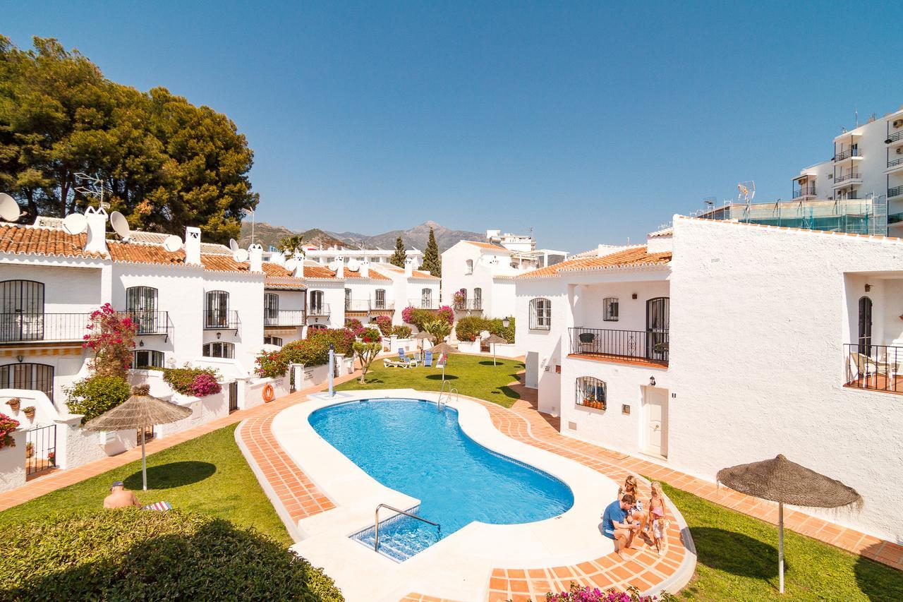 Los Pinos 23 Villas Casasol Нерха Экстерьер фото